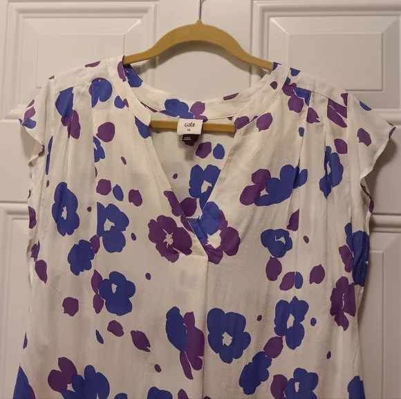 Cabi| Floating Flowers Ruffled Sleeves Blue/Purple XL Feminine Workwear Vacation - Picture 2 of 5